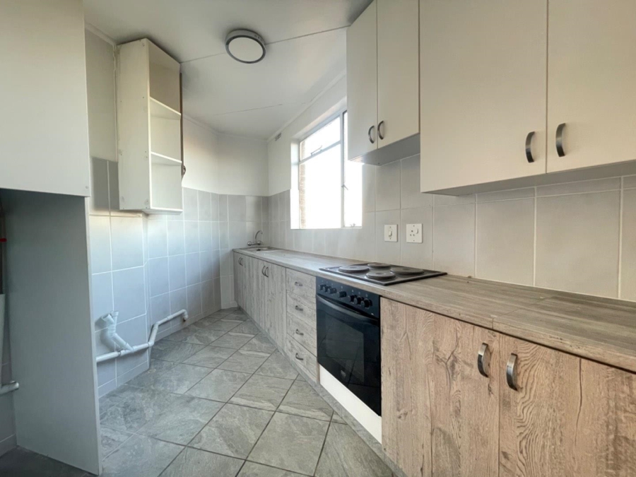 2 Bedroom Property for Sale in Edleen Gauteng