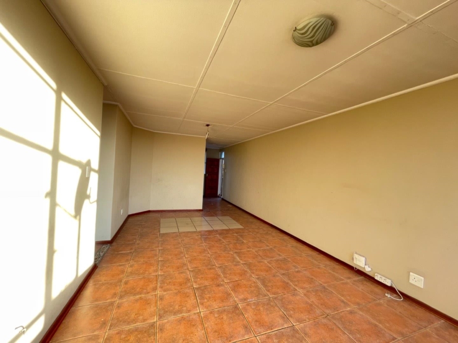 2 Bedroom Property for Sale in Edleen Gauteng
