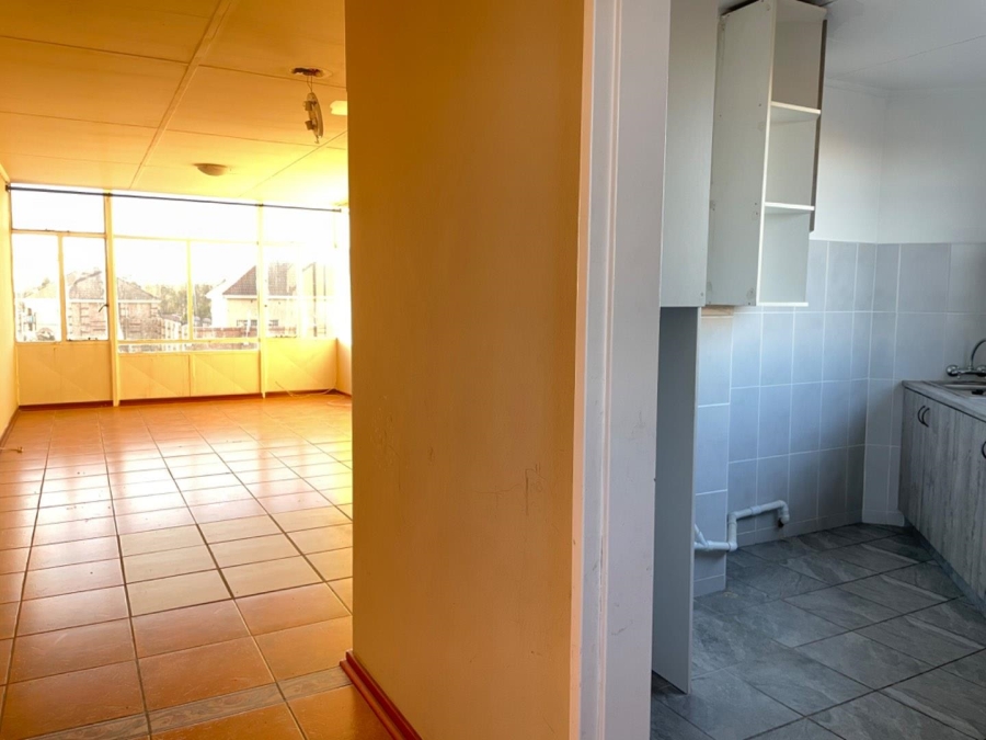 2 Bedroom Property for Sale in Edleen Gauteng