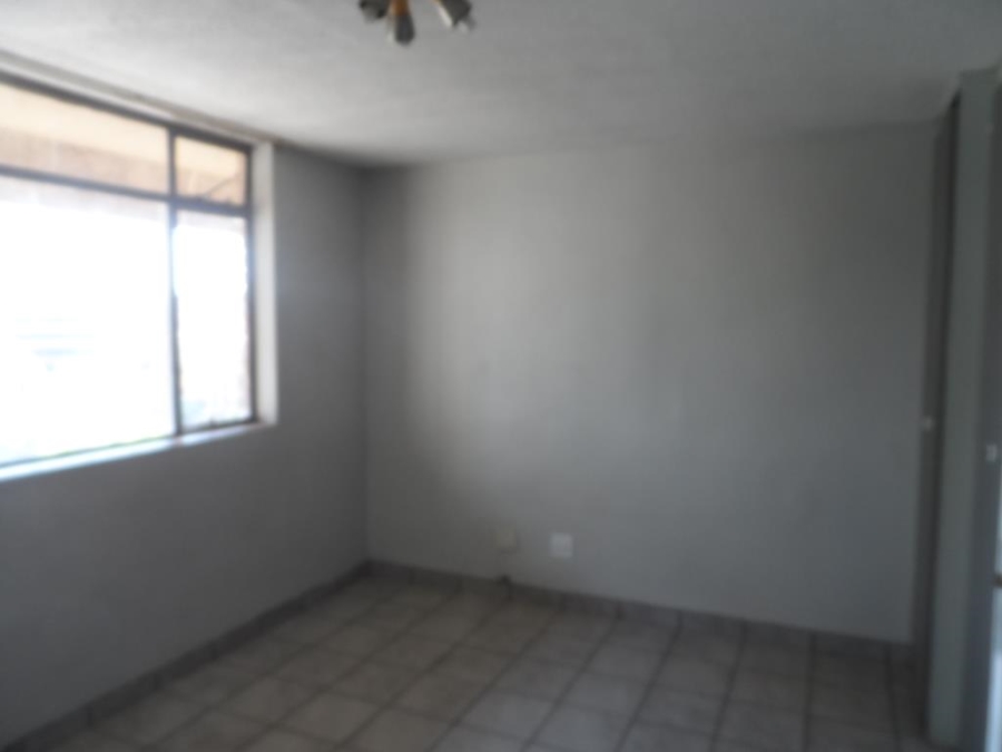 1 Bedroom Property for Sale in Hatfield Gauteng