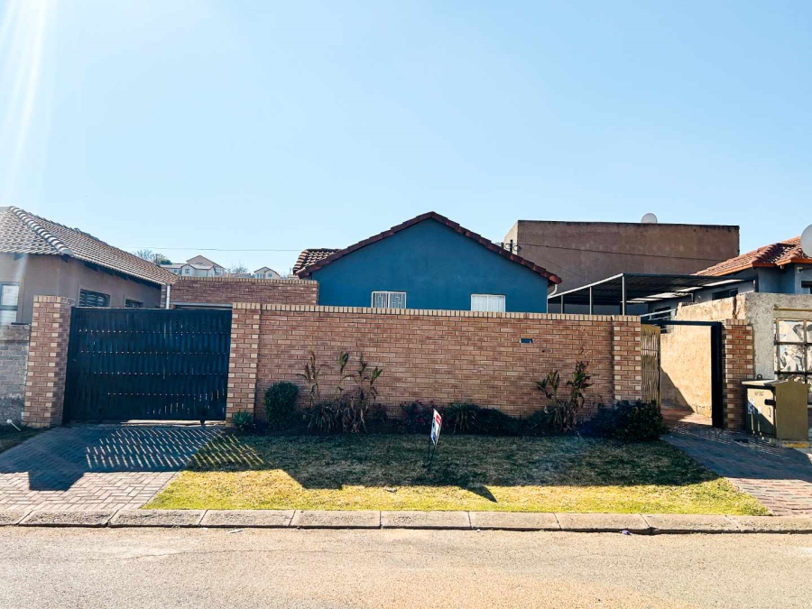 3 Bedroom Property for Sale in Naturena Gauteng