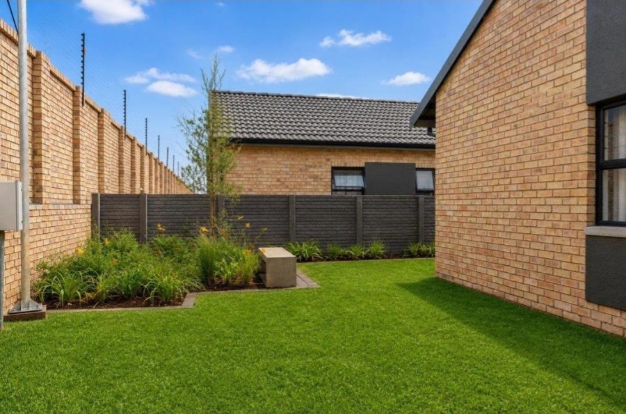 3 Bedroom Property for Sale in Heuweloord Gauteng