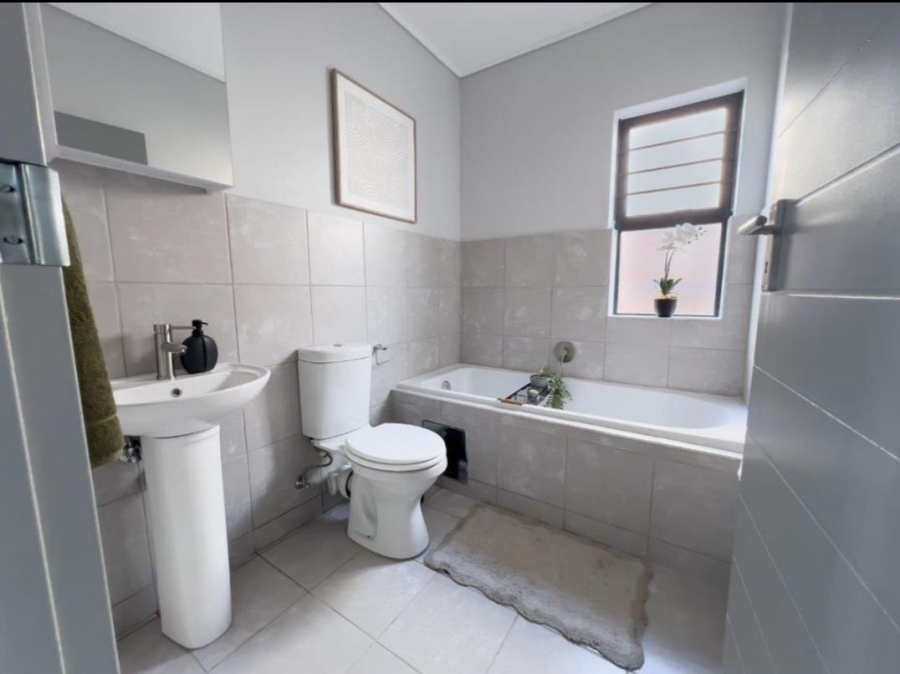 3 Bedroom Property for Sale in Heuweloord Gauteng