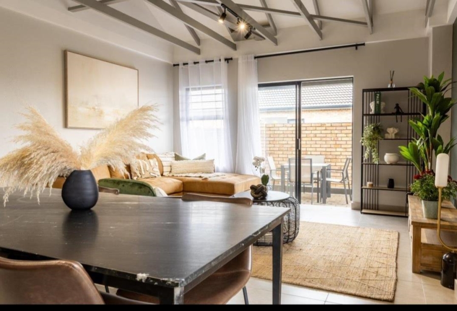 3 Bedroom Property for Sale in Heuweloord Gauteng