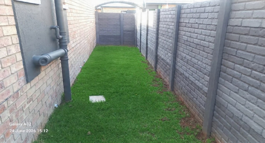 3 Bedroom Property for Sale in Heuweloord Gauteng
