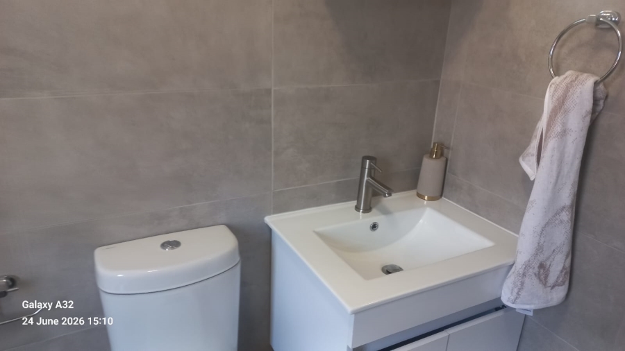 3 Bedroom Property for Sale in Heuweloord Gauteng