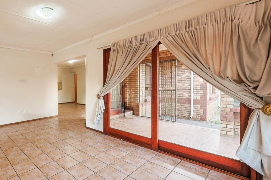3 Bedroom Property for Sale in Equestria Gauteng