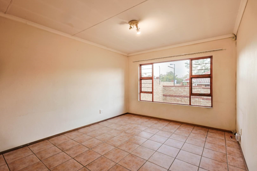 3 Bedroom Property for Sale in Equestria Gauteng