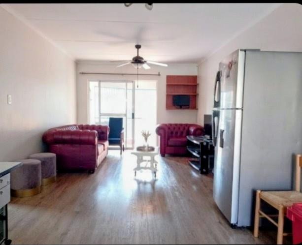 2 Bedroom Property for Sale in Pretoria North Gauteng
