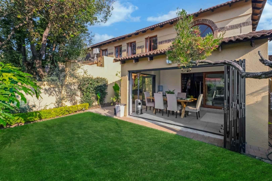3 Bedroom Property for Sale in Lonehill Gauteng