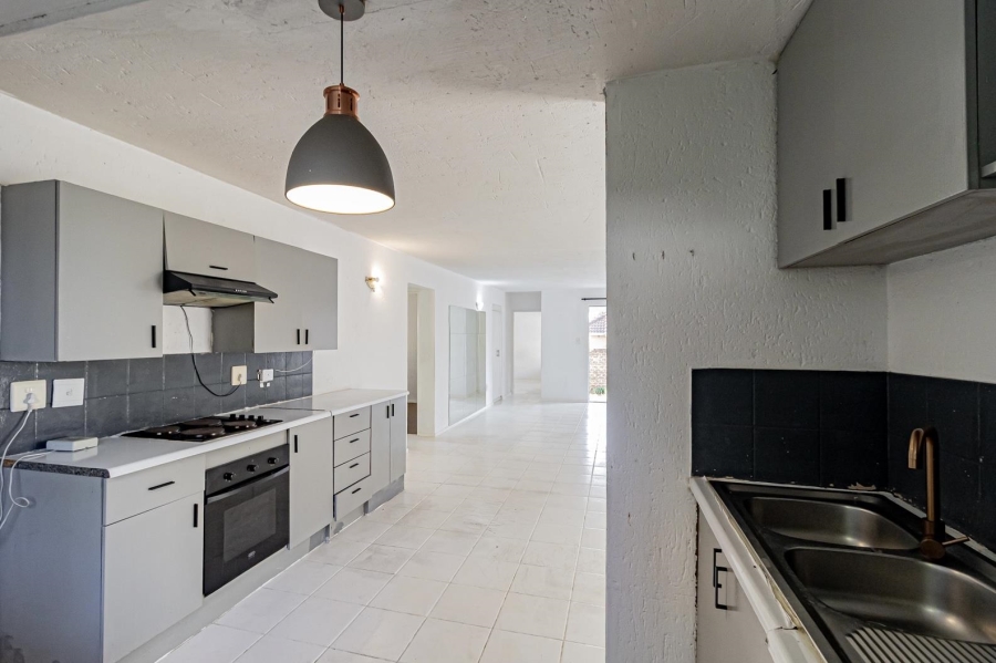 4 Bedroom Property for Sale in Fourways Gauteng