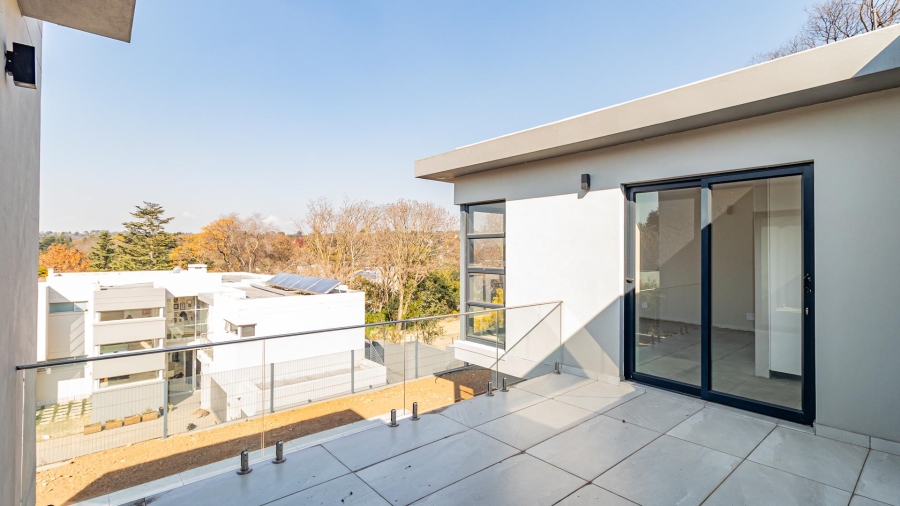 5 Bedroom Property for Sale in Bryanston Gauteng