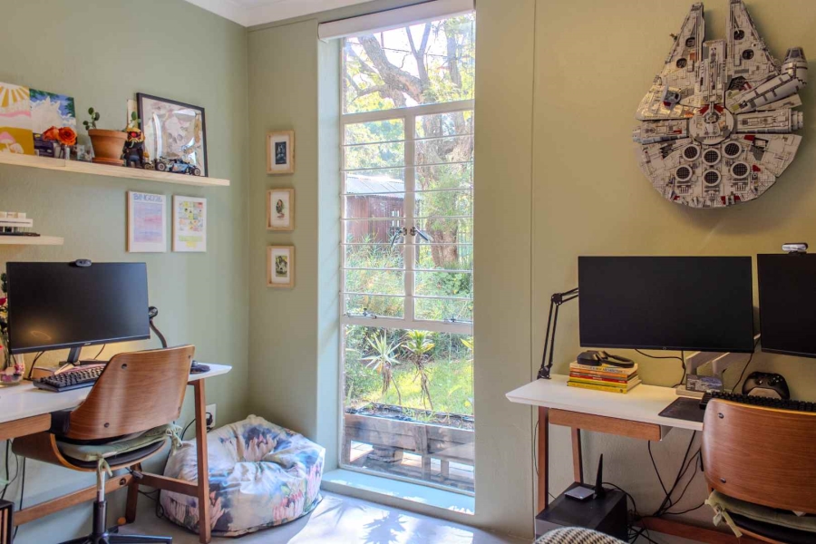 To Let 2 Bedroom Property for Rent in Illovo Gauteng