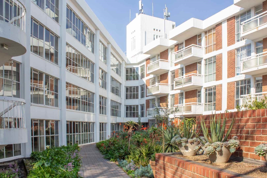 To Let 2 Bedroom Property for Rent in Illovo Gauteng