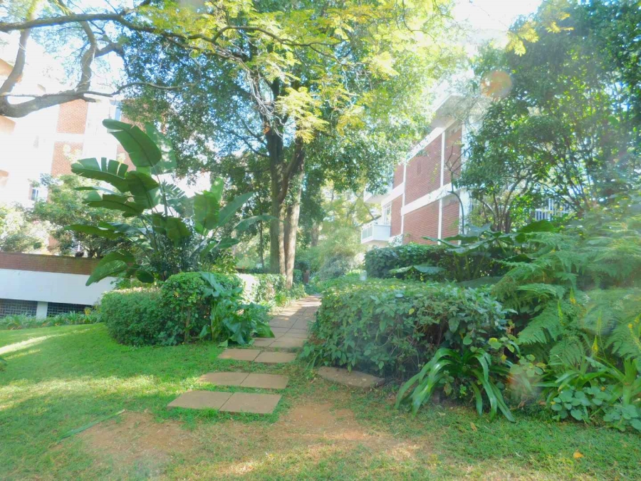 To Let 2 Bedroom Property for Rent in Illovo Gauteng