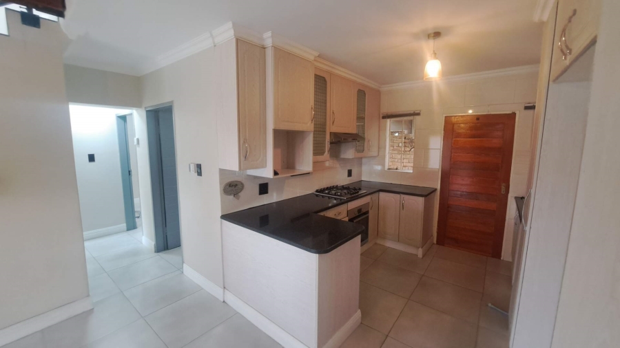 To Let 3 Bedroom Property for Rent in Wilgeheuwel Gauteng