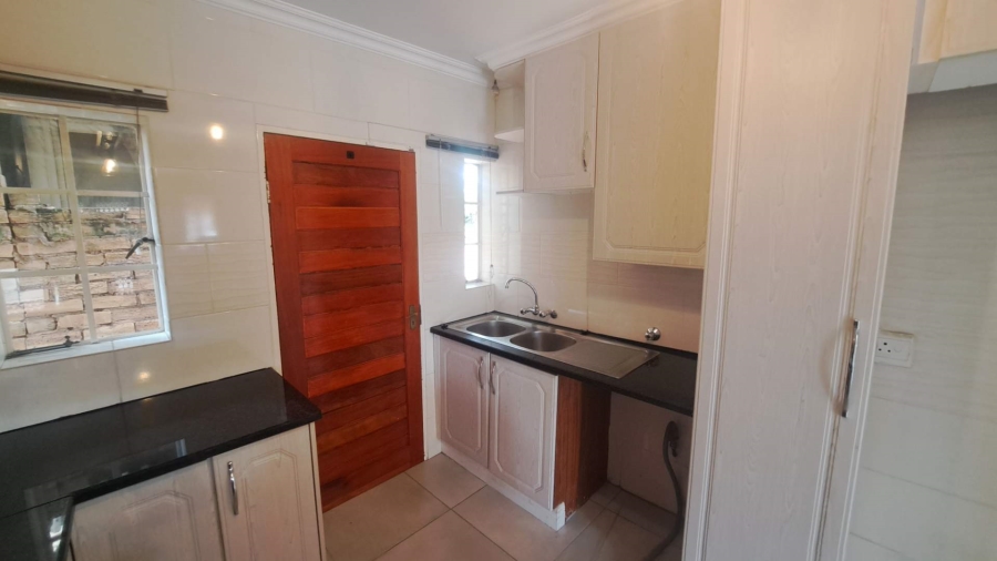 To Let 3 Bedroom Property for Rent in Wilgeheuwel Gauteng