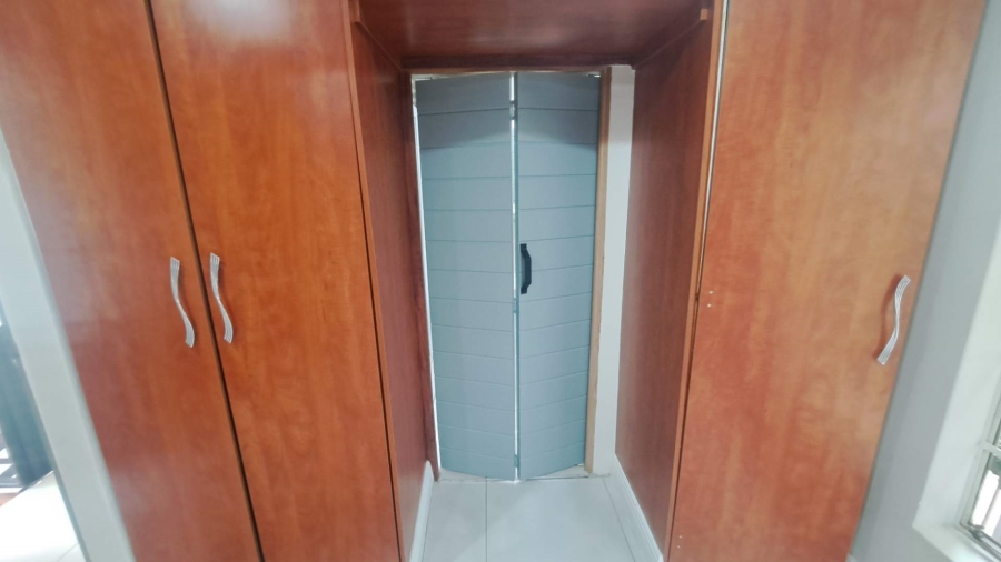 To Let 3 Bedroom Property for Rent in Wilgeheuwel Gauteng