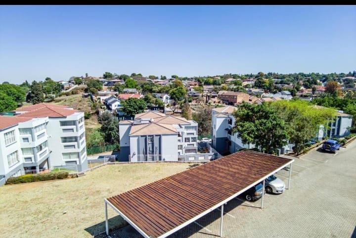 2 Bedroom Property for Sale in Discovery Gauteng