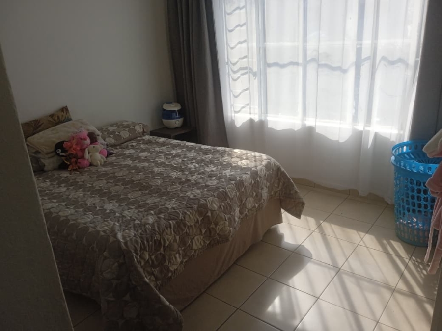 2 Bedroom Property for Sale in Discovery Gauteng