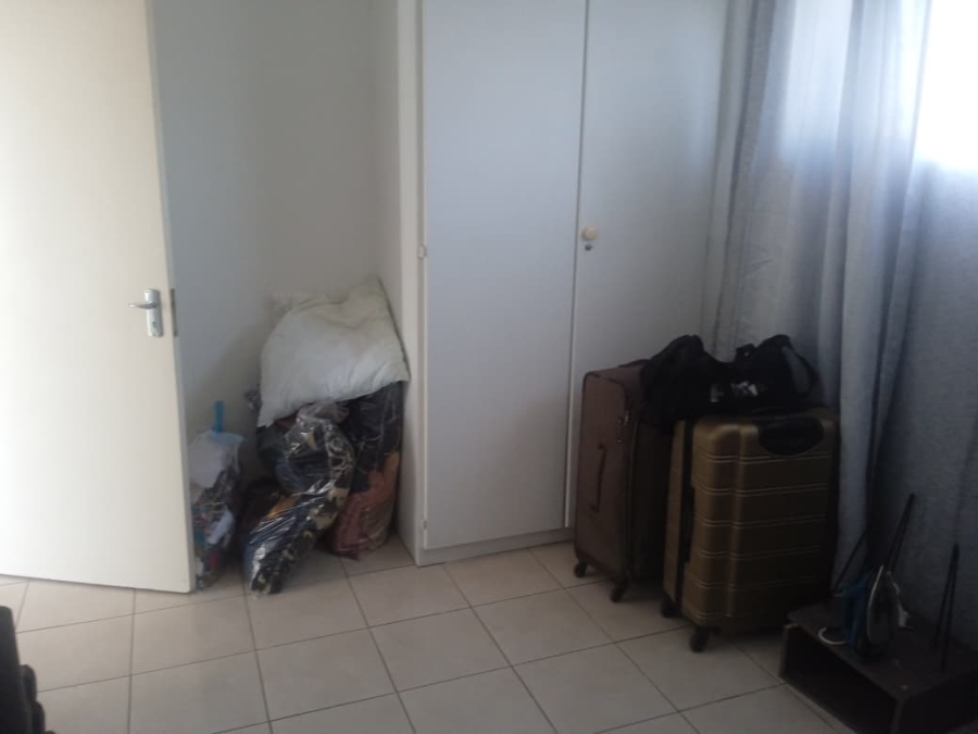 2 Bedroom Property for Sale in Discovery Gauteng