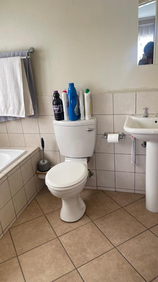 2 Bedroom Property for Sale in Terenure Gauteng