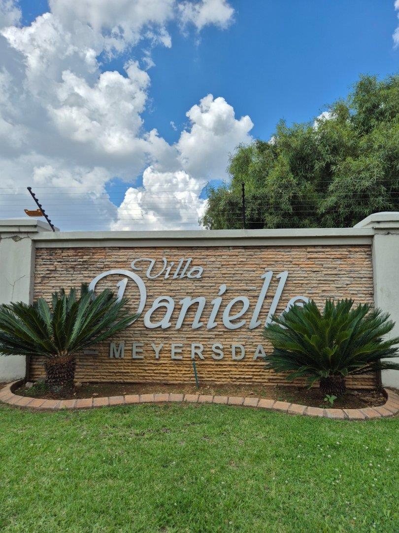 2 Bedroom Property for Sale in Meyersdal Gauteng