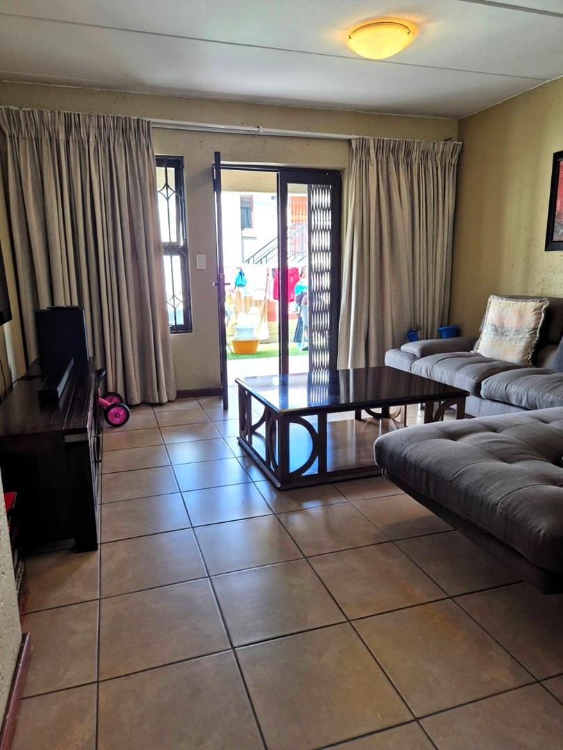 2 Bedroom Property for Sale in Meyersdal Gauteng