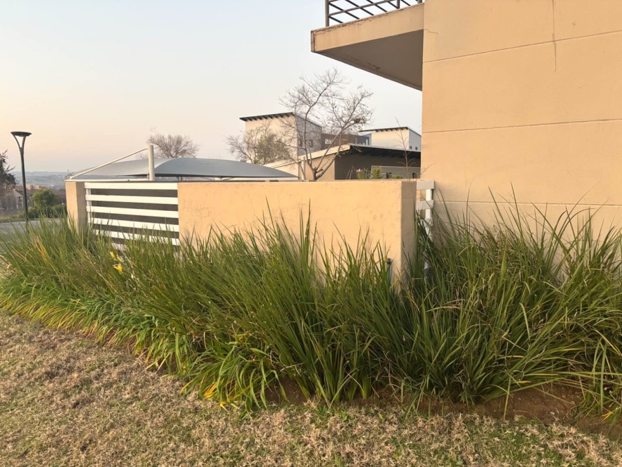 To Let 0 Bedroom Property for Rent in Fourways Gardens Gauteng