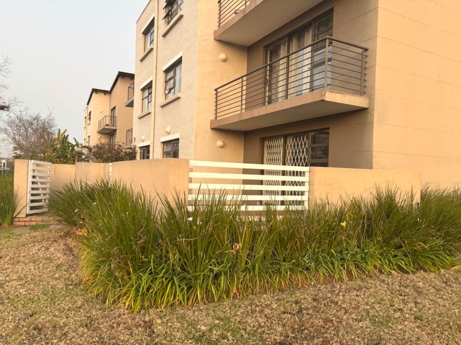 To Let 0 Bedroom Property for Rent in Fourways Gardens Gauteng
