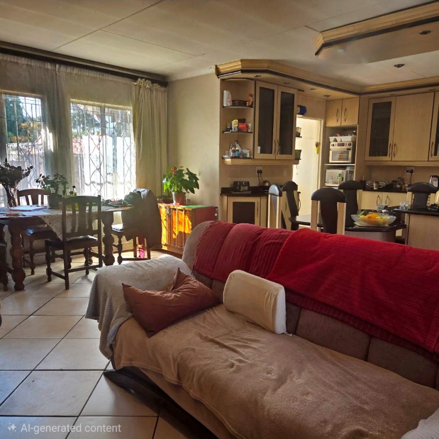 4 Bedroom Property for Sale in Brackendowns Gauteng