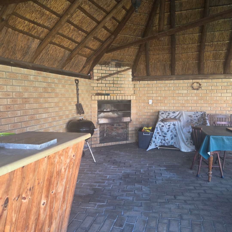 4 Bedroom Property for Sale in Brackendowns Gauteng