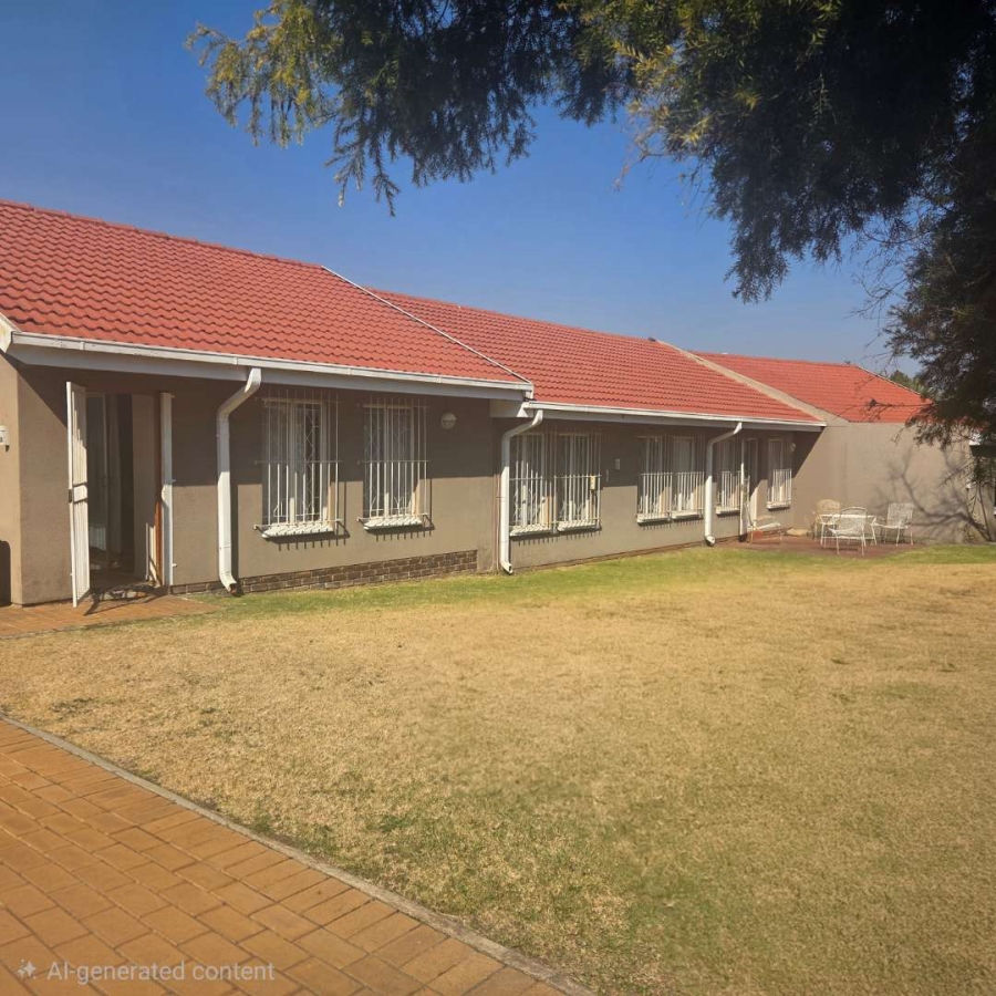 4 Bedroom Property for Sale in Brackendowns Gauteng