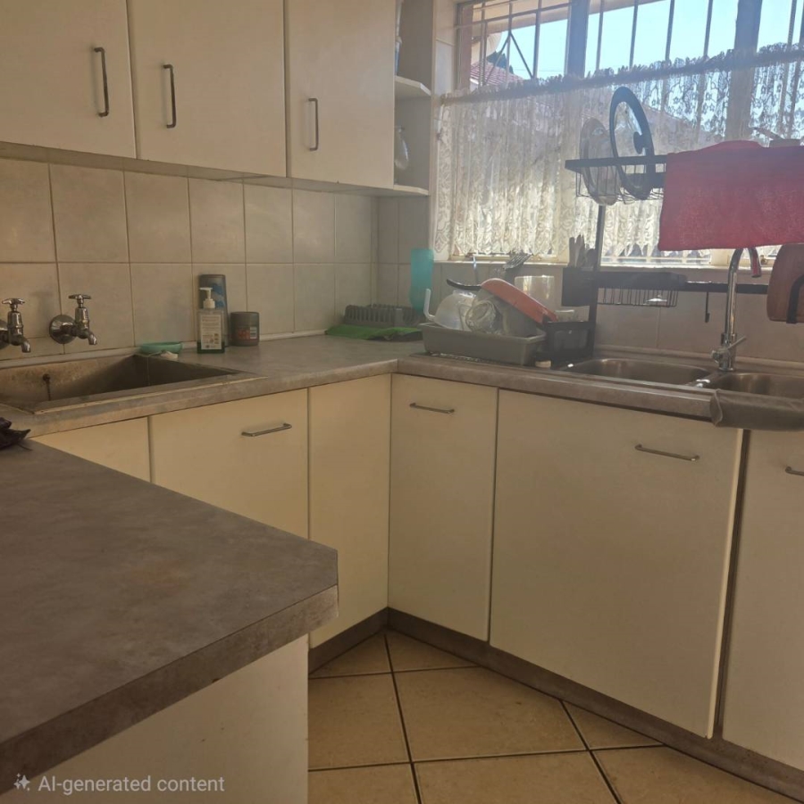 4 Bedroom Property for Sale in Brackendowns Gauteng