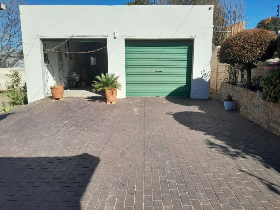 3 Bedroom Property for Sale in South Crest Gauteng