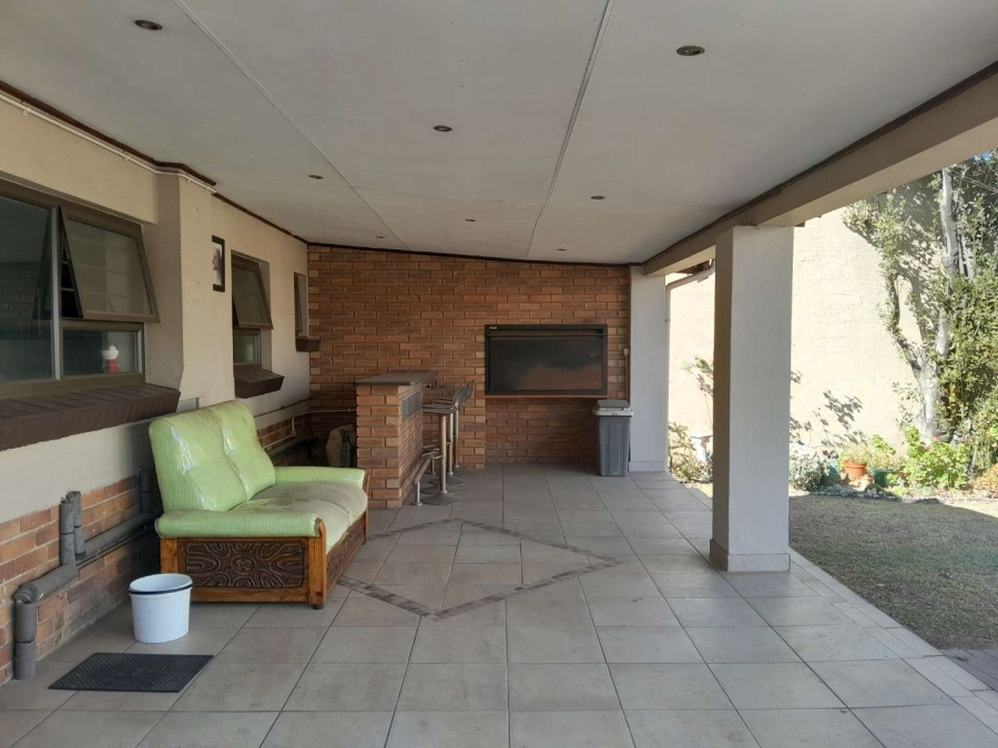 3 Bedroom Property for Sale in South Crest Gauteng
