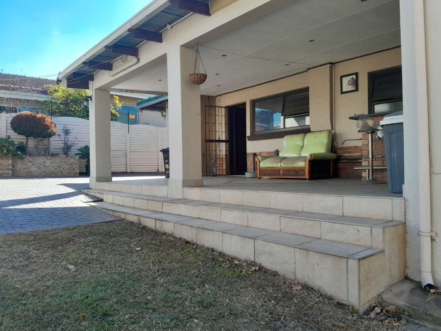 3 Bedroom Property for Sale in South Crest Gauteng