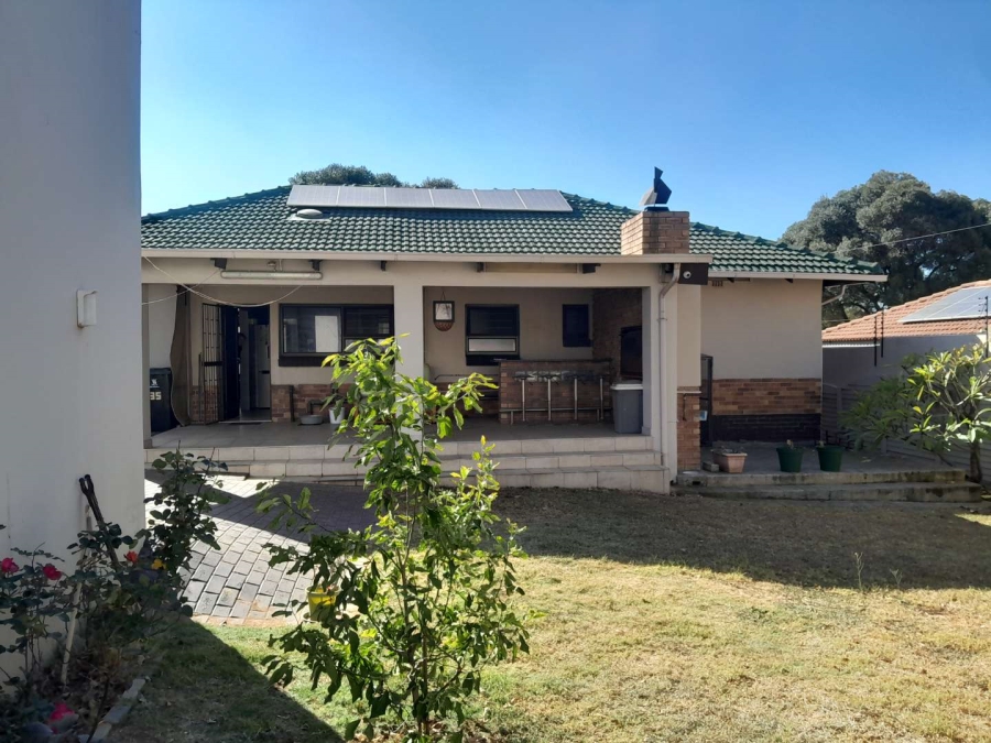 3 Bedroom Property for Sale in South Crest Gauteng
