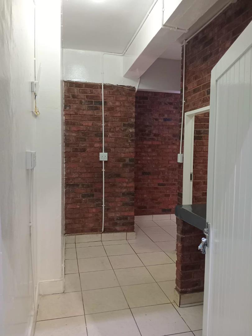 To Let 2 Bedroom Property for Rent in Hillbrow Gauteng