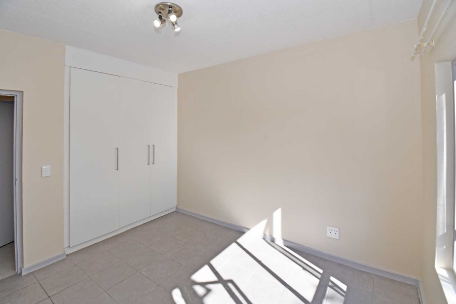 1 Bedroom Property for Sale in Bryanston Gauteng