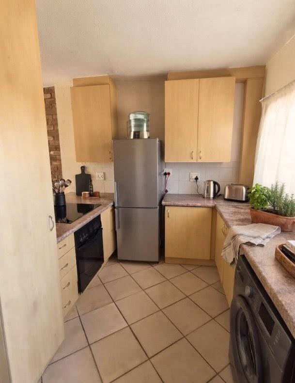 2 Bedroom Property for Sale in Pretoria North Gauteng