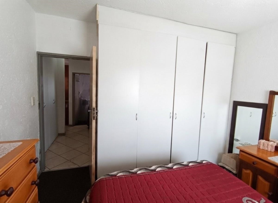2 Bedroom Property for Sale in Pretoria North Gauteng