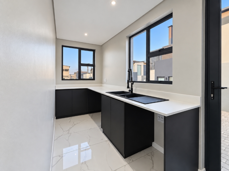 4 Bedroom Property for Sale in Fountainbrook Estate Gauteng