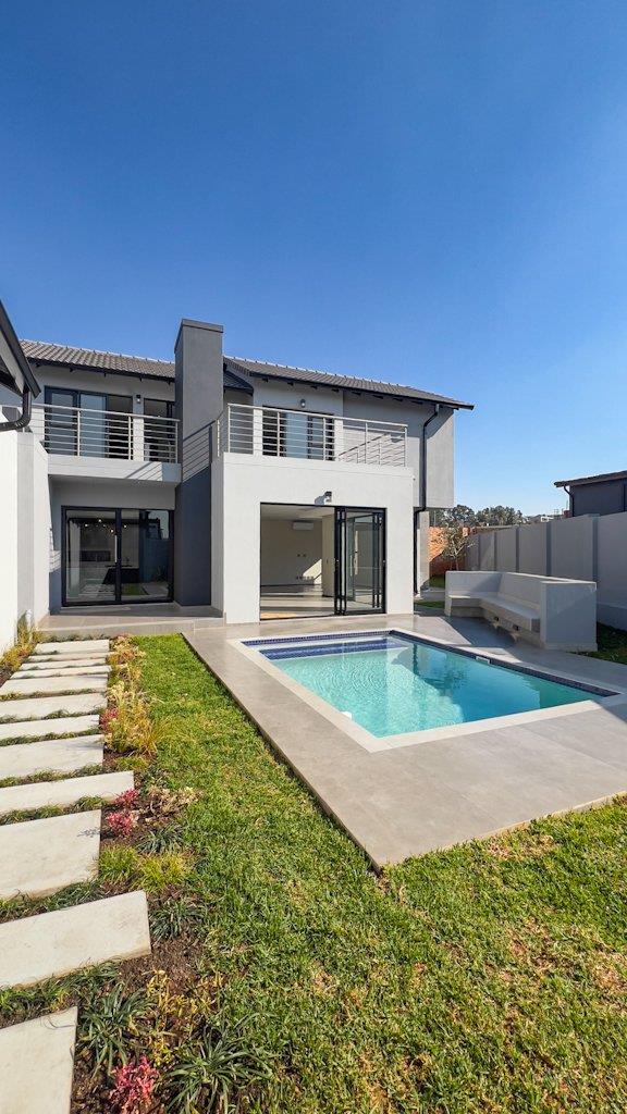 4 Bedroom Property for Sale in Fountainbrook Estate Gauteng