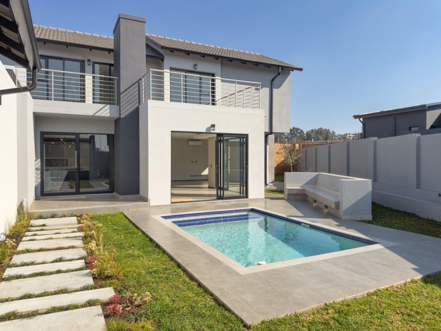 4 Bedroom Property for Sale in Fountainbrook Estate Gauteng