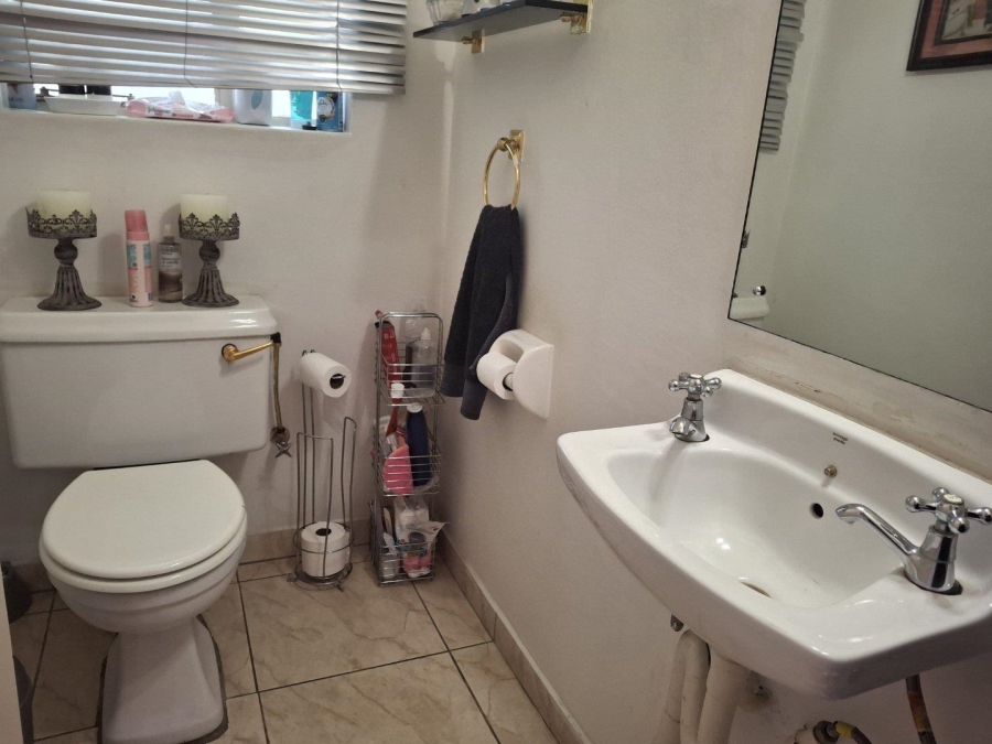 4 Bedroom Property for Sale in Illovo Gauteng