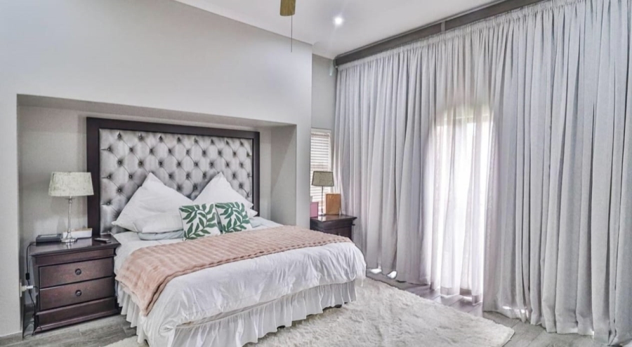 To Let 3 Bedroom Property for Rent in Midstream Estate Gauteng