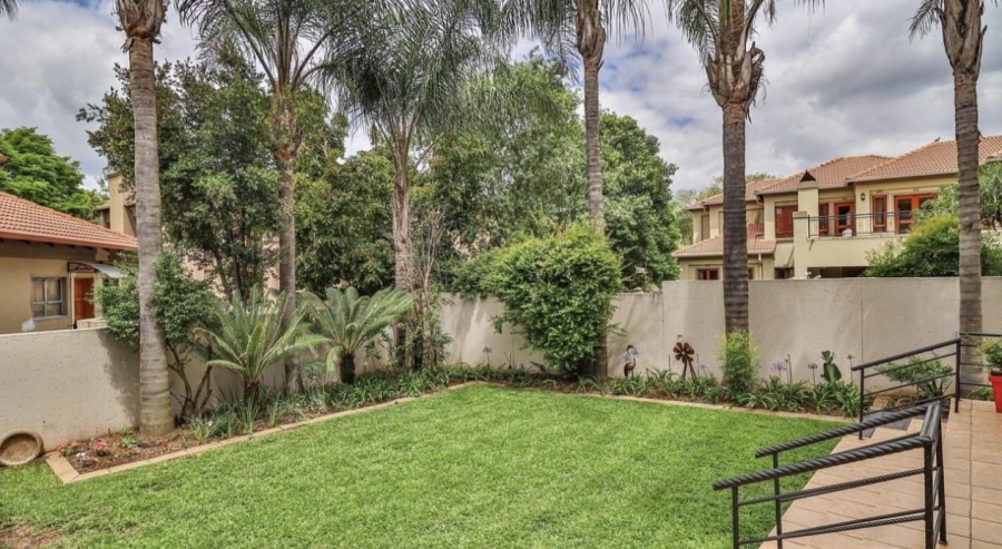 To Let 3 Bedroom Property for Rent in Midstream Estate Gauteng