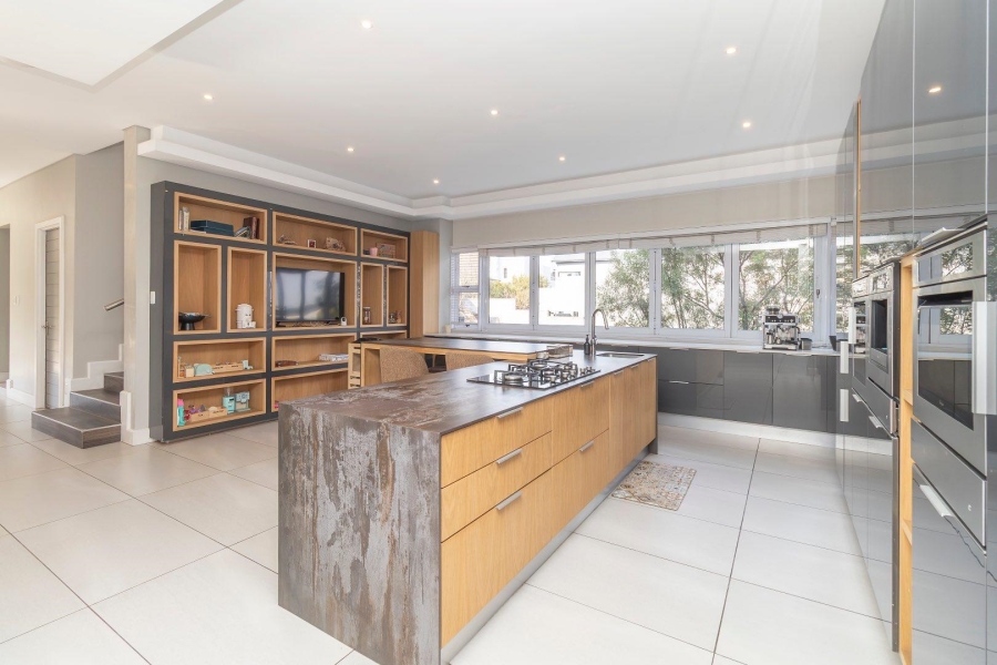 4 Bedroom Property for Sale in Waterfall Country Estate Gauteng