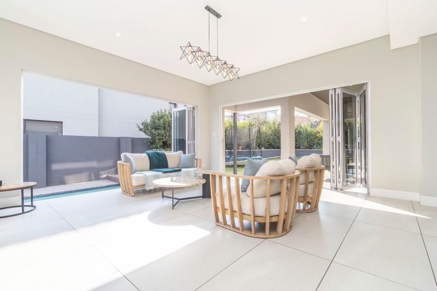 4 Bedroom Property for Sale in Waterfall Country Estate Gauteng
